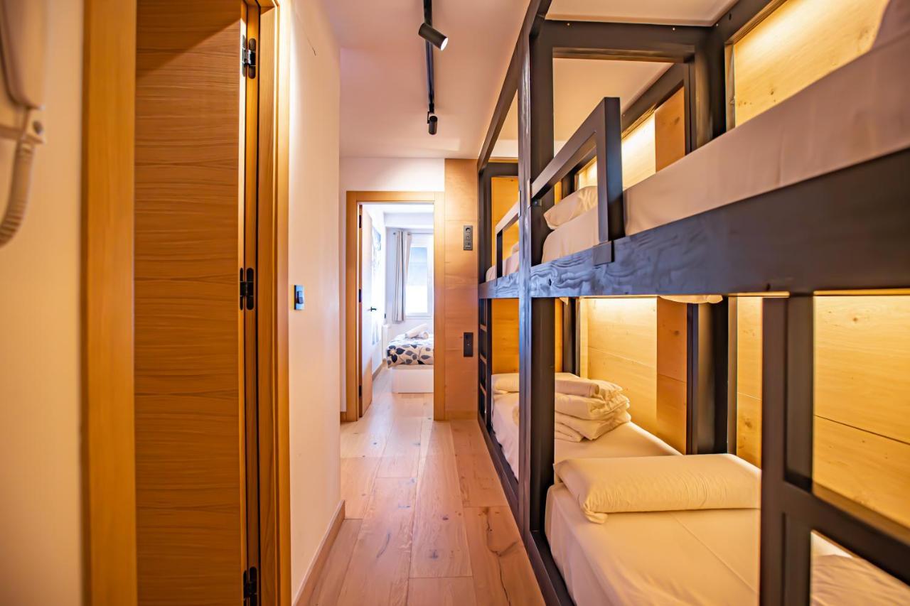 Holidays, Edificio Serraneu, Sierra Nevada 4 Personas Y Parking المظهر الخارجي الصورة